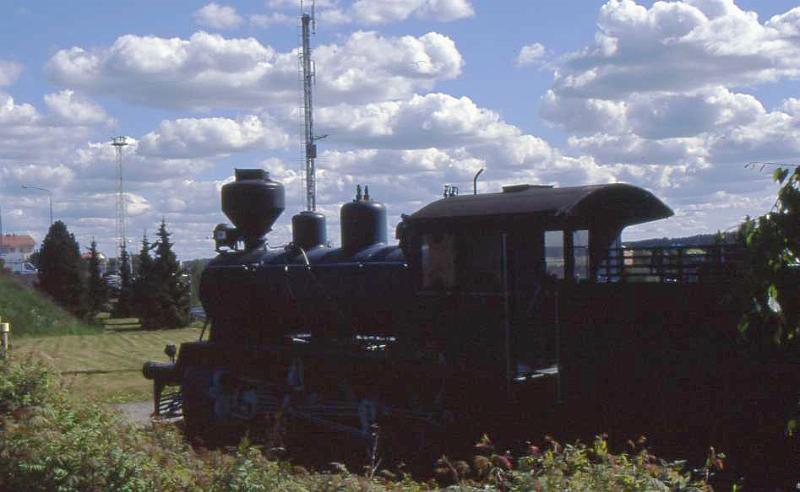 42-Rovàniemi (stazione,vecchia locomotiva),14 giugno 2008.jpg